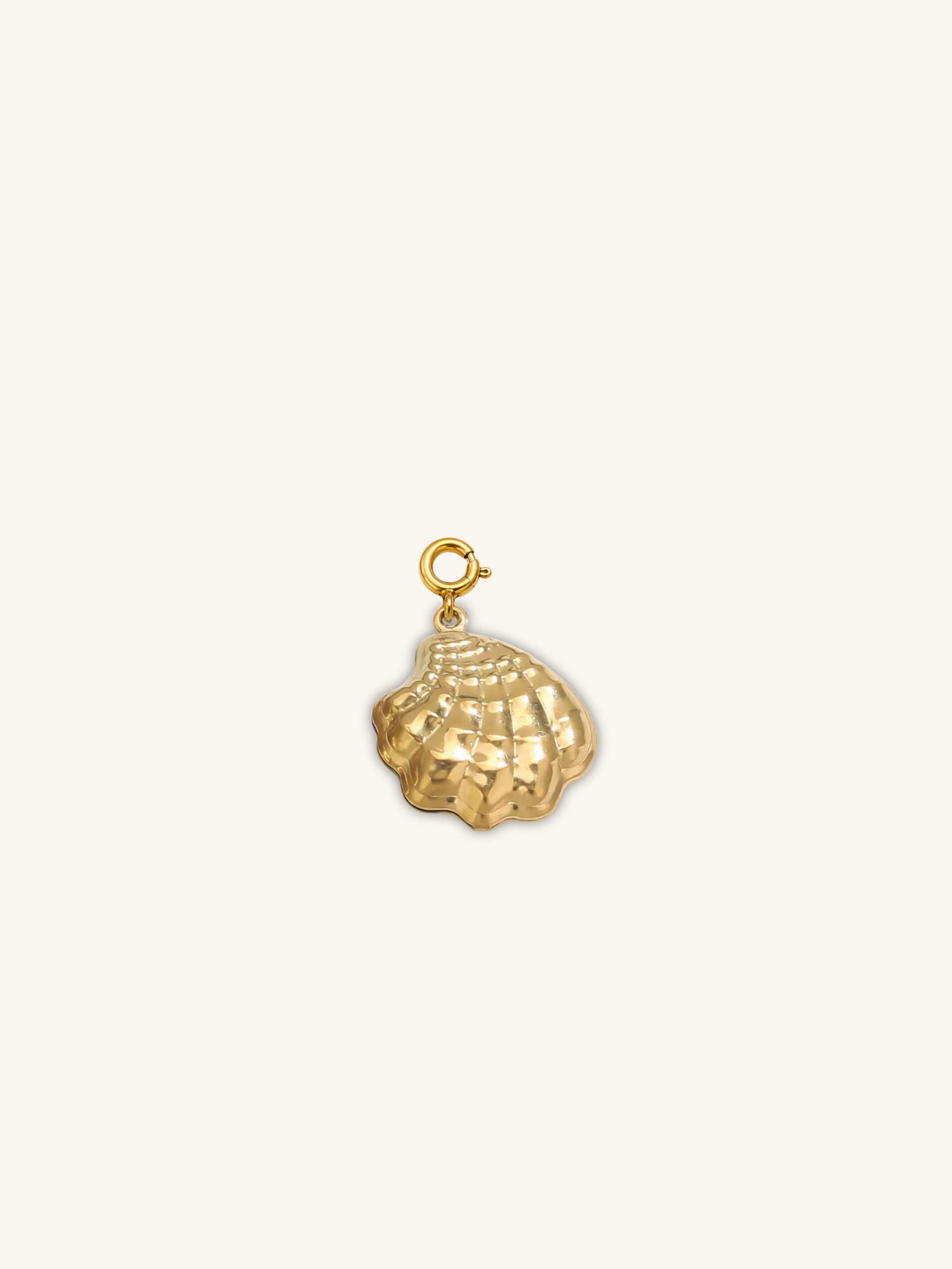 Seashell Charm (Interchangeable) – 18K Gold Plated Stainless Steel