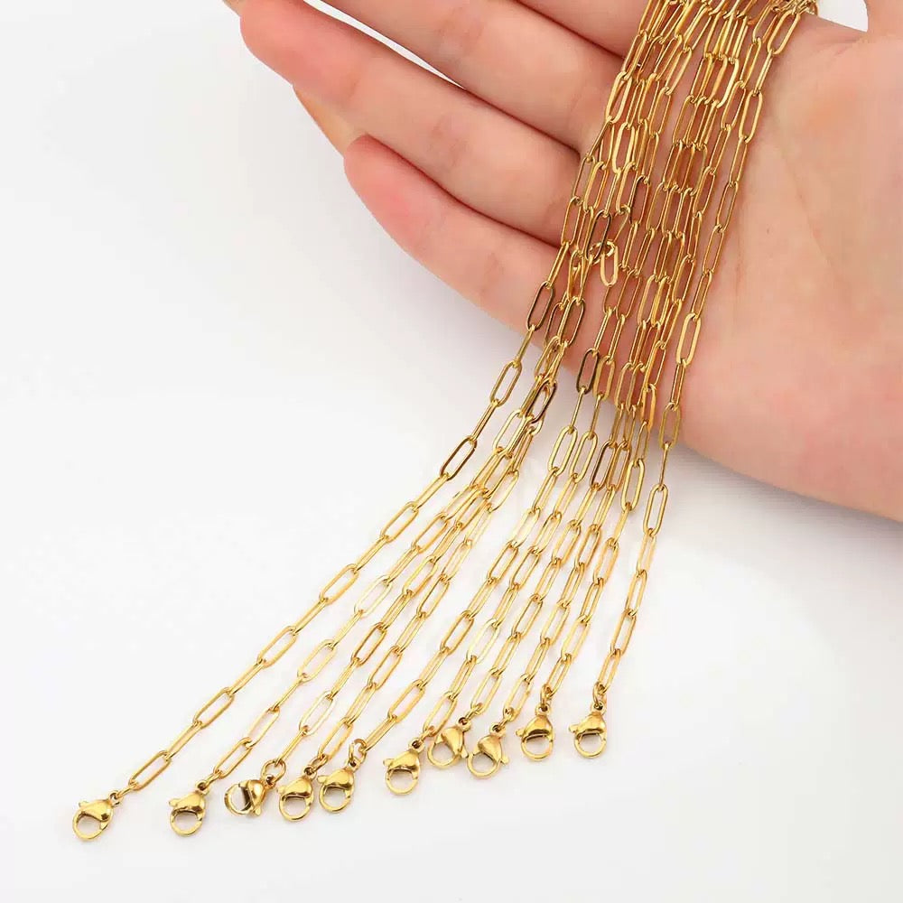 18K GOLD PLATED PAPERCLIP CHAIN NECKLACE