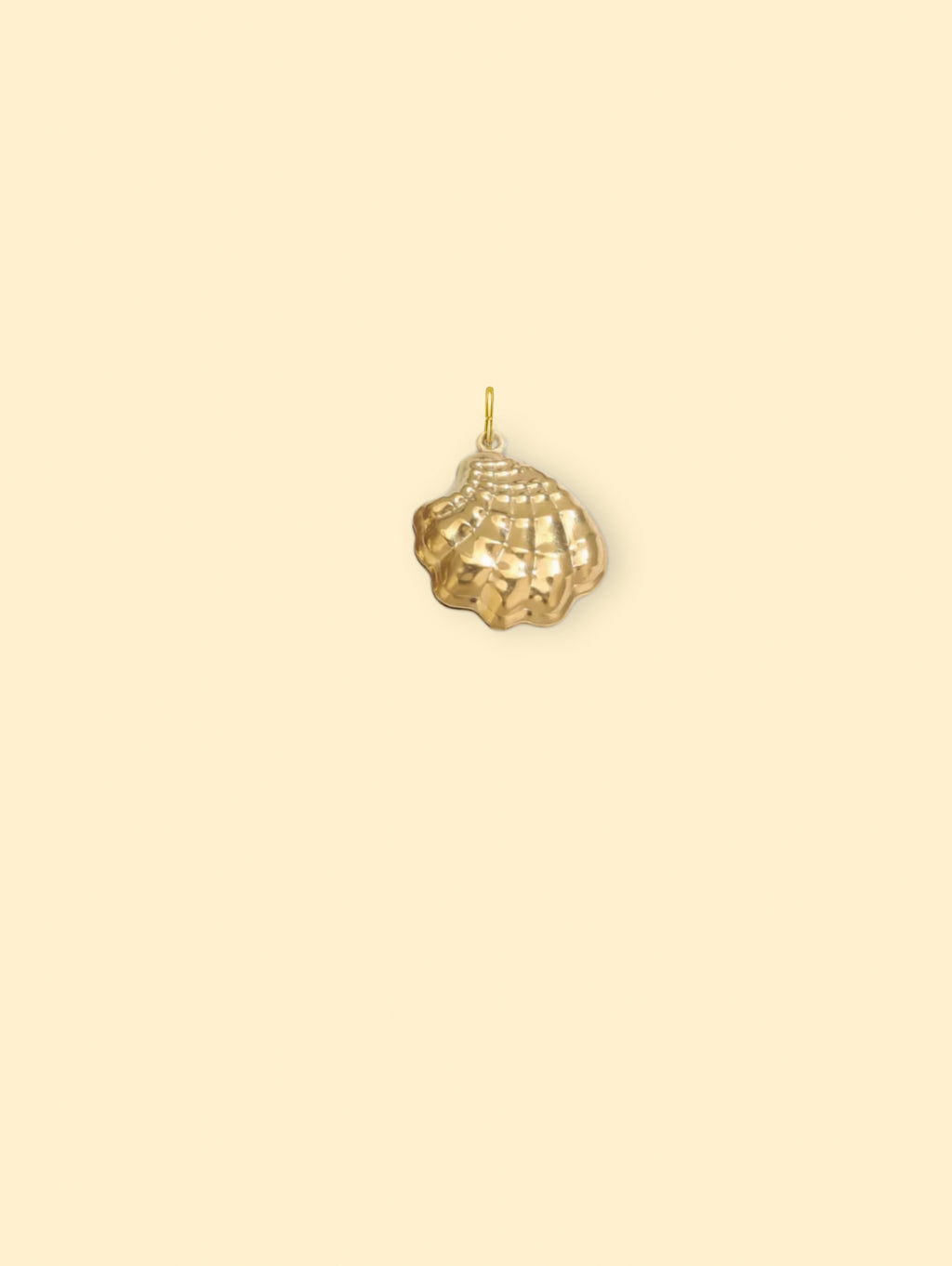 Seashell Charm (Interchangeable) – 18K Gold Plated Stainless Steel